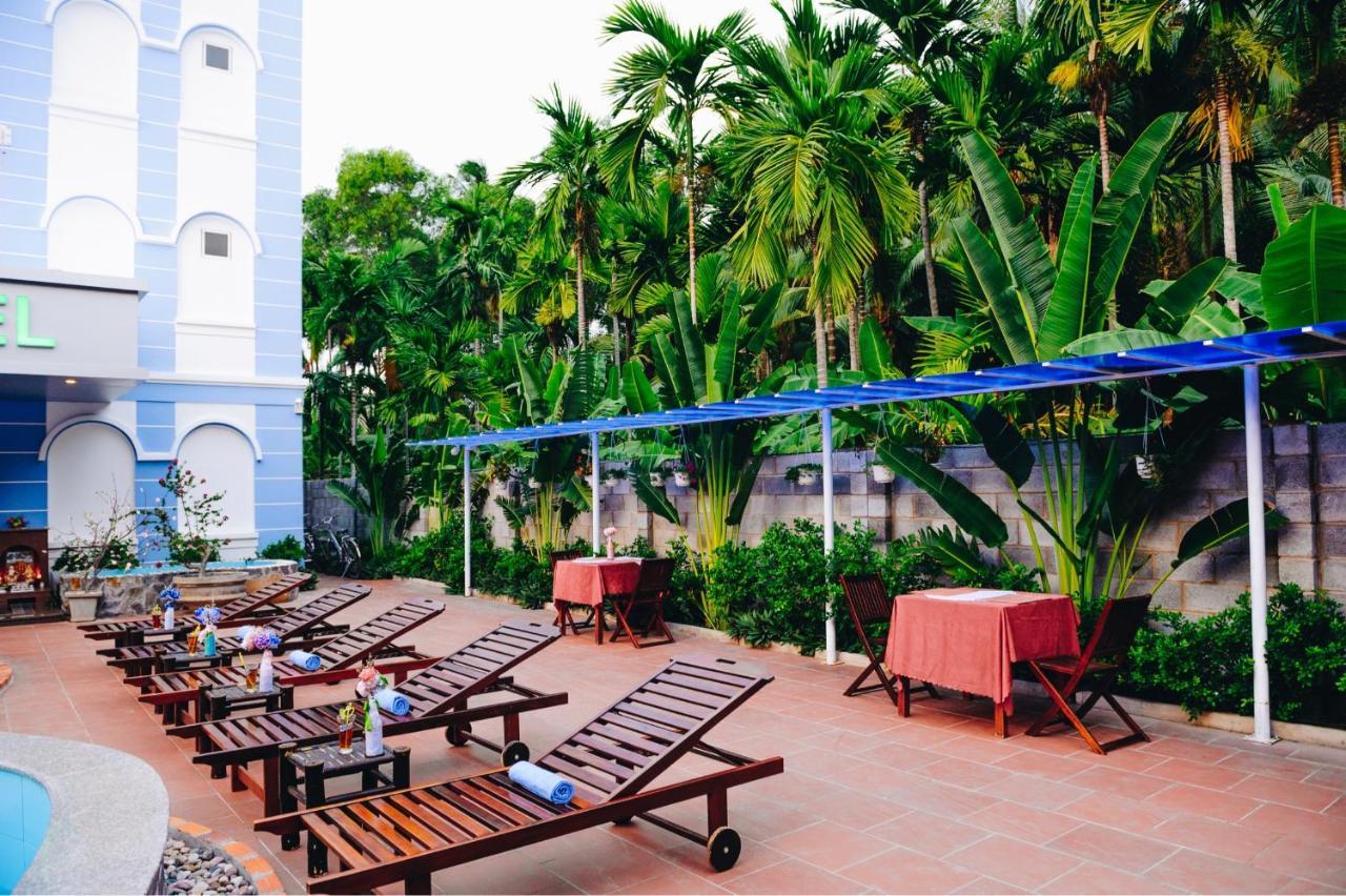 Mui Ne Alena Hotel ファンティエット エクステリア 写真