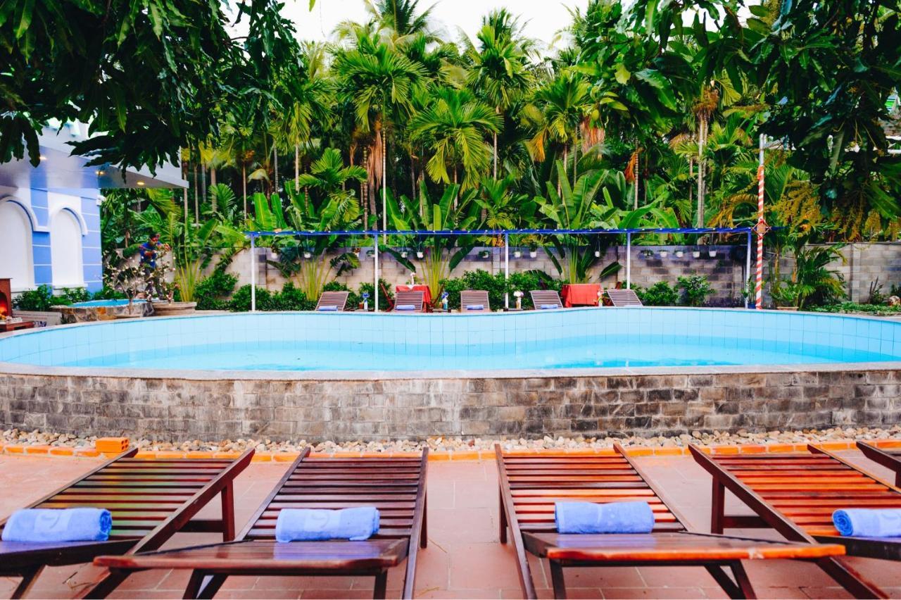 Mui Ne Alena Hotel ファンティエット エクステリア 写真